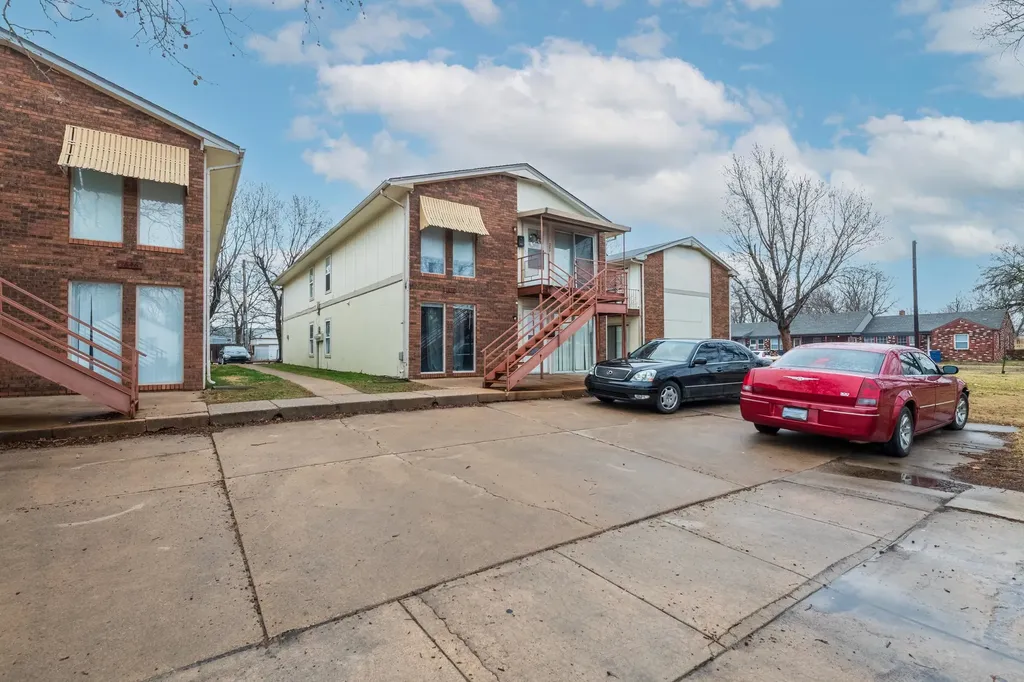 1646 S Fern Street Wichita KS 67213