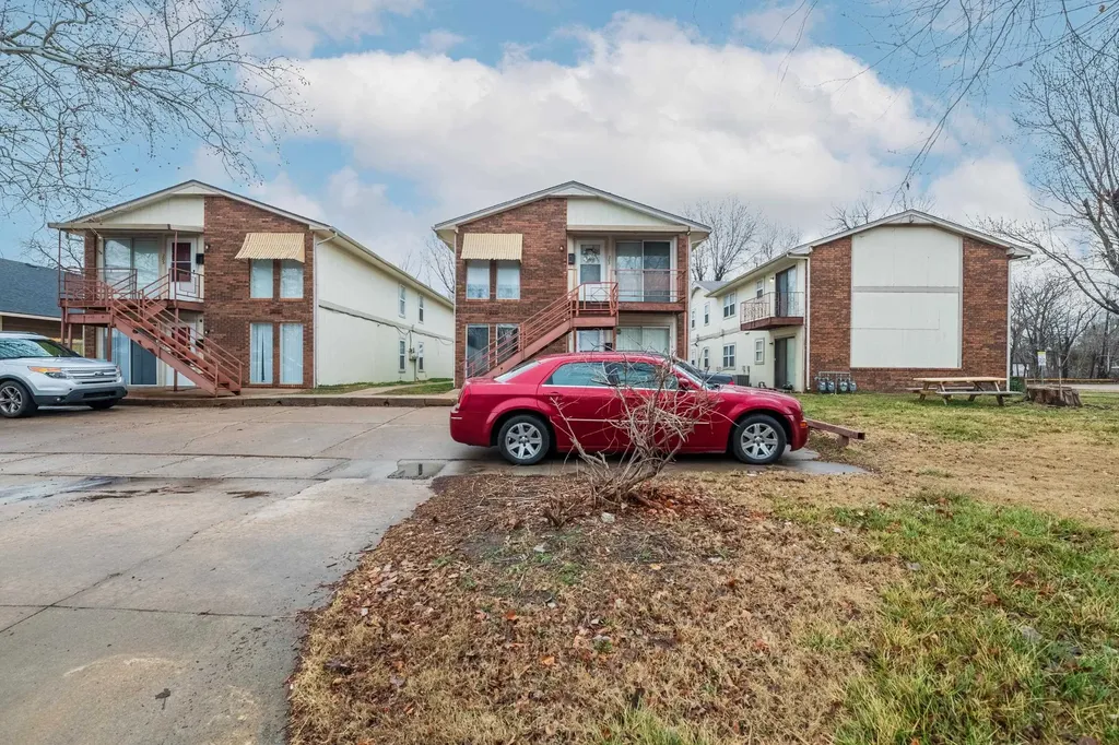 1646 S Fern Street Wichita KS 67213