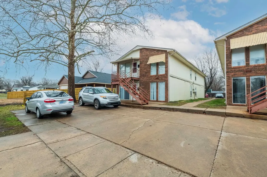 1646 S Fern Street Wichita KS 67213