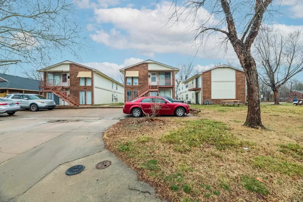 1646 S Fern Street Wichita KS 67213