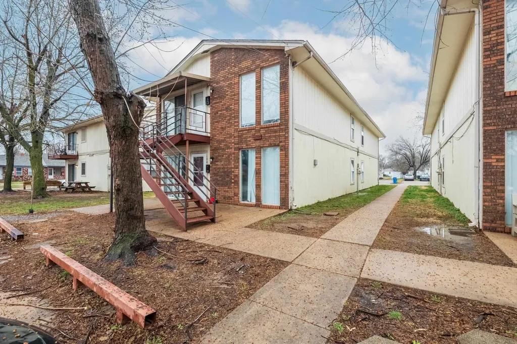 1646 S Fern Street Wichita KS 67213