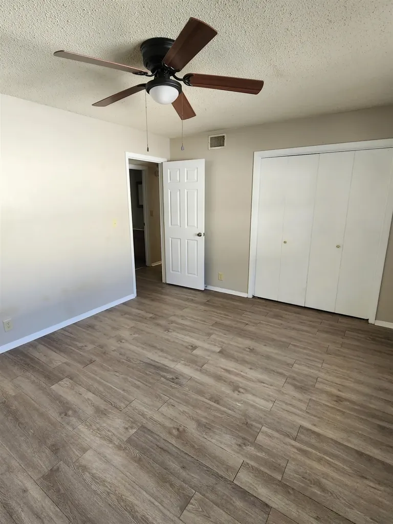 1646 S Fern Street Wichita KS 67213