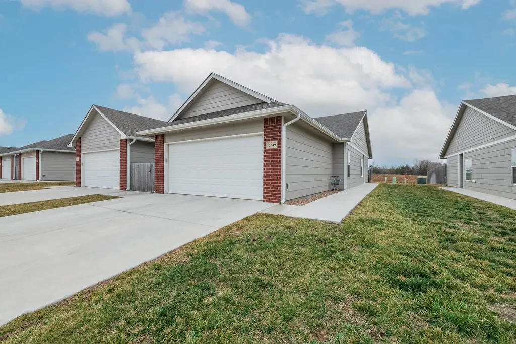 5349-5351 N Nolan Bel Aire KS 67220