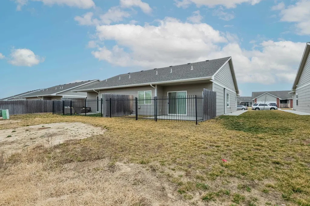 5349-5351 N Nolan Bel Aire KS 67220