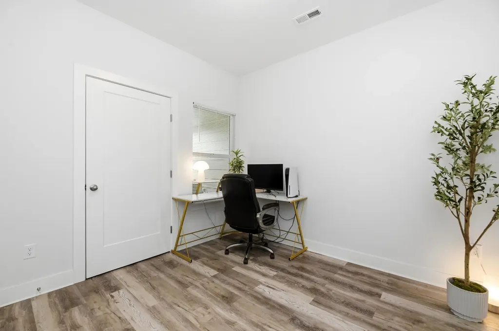 5349-5351 N Nolan Bel Aire KS 67220