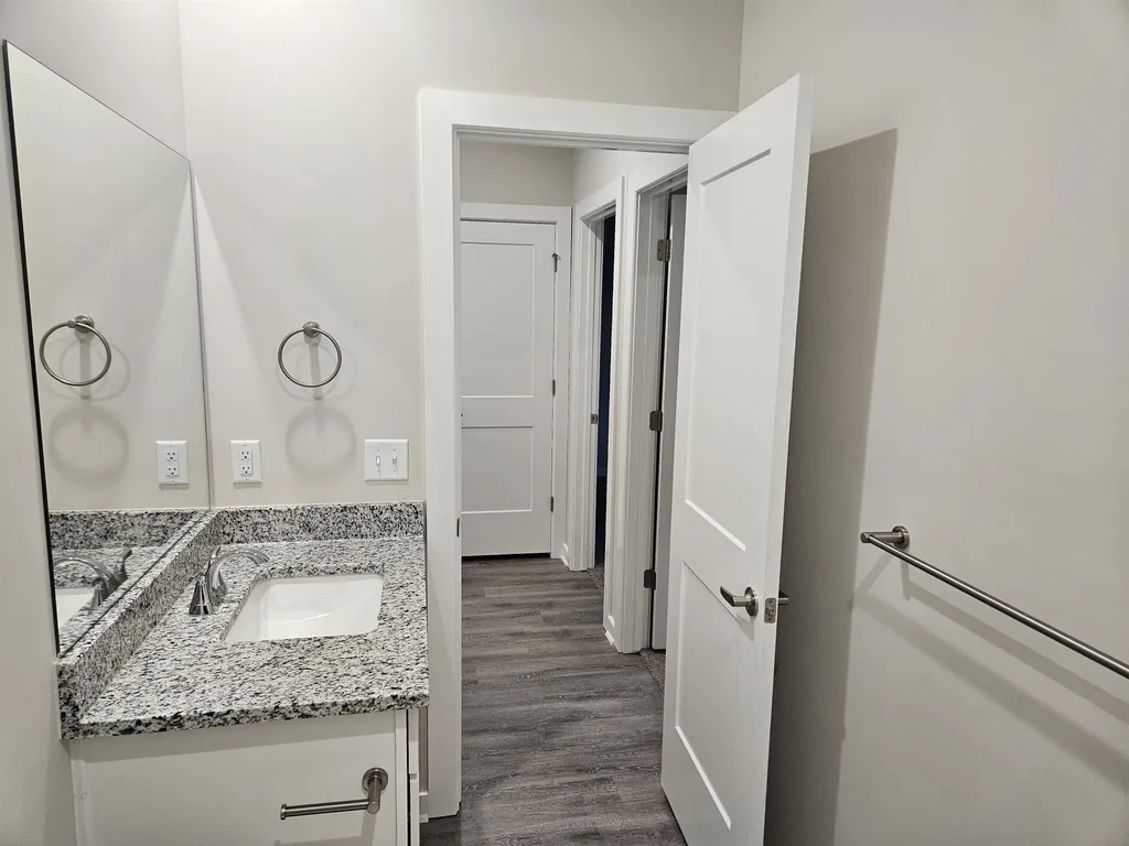 904 N Forestview Court Wichita KS 67235