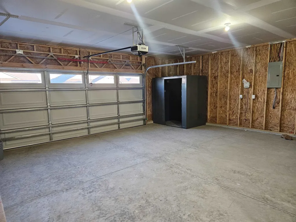 904 N Forestview Court Wichita KS 67235