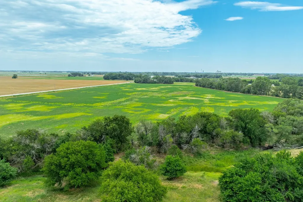 65.88 +/- Acres N 279th Street W Mount Hope KS 67108