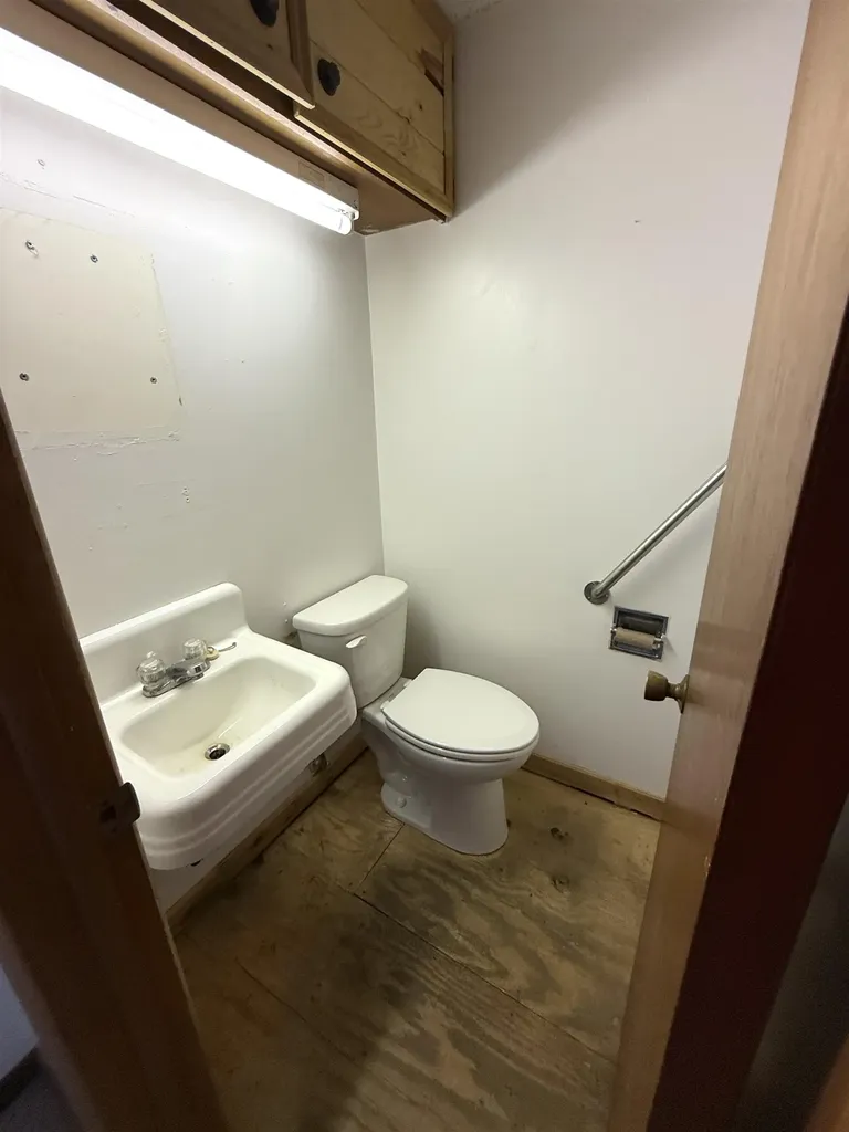123 N Bluff Anthony KS 67003