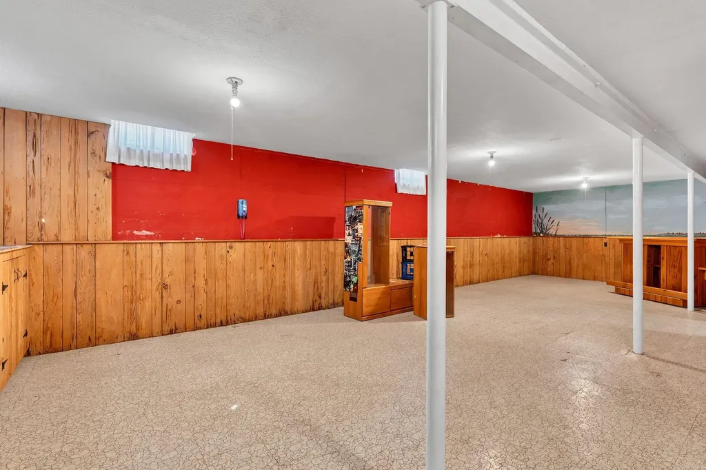 541 N Birch Valley Center KS 67147