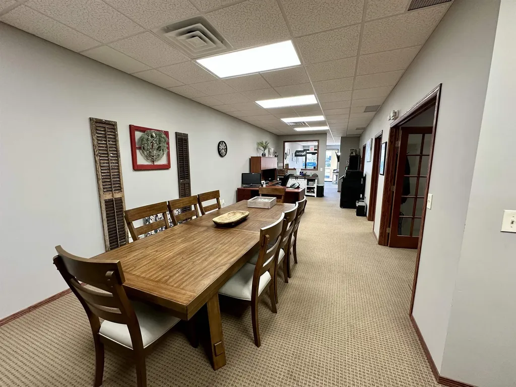 10616 W Maple St - Suite Wichita KS 67209