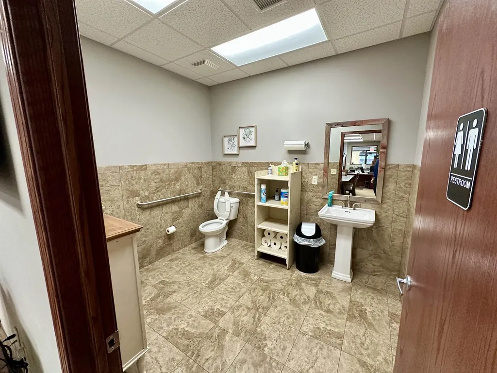 10616 W Maple St - Suite Wichita KS 67209