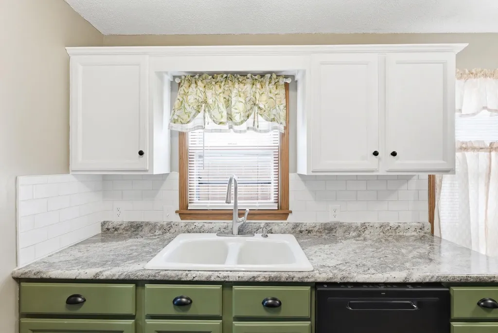 1612 W 29th Street S Wichita KS 67217