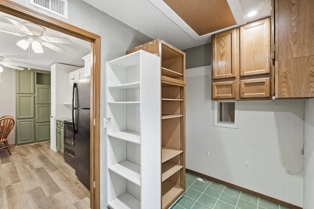 1612 W 29th Street S Wichita KS 67217