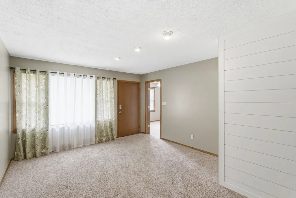 1612 W 29th Street S Wichita KS 67217