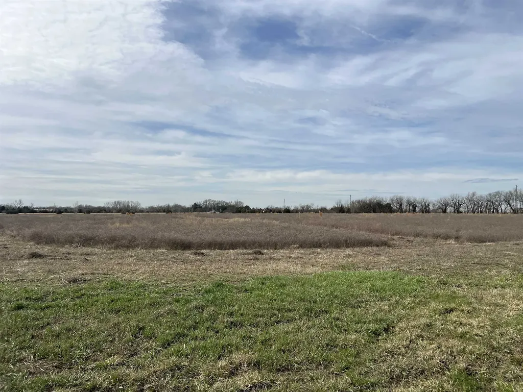 1782 Indianola Road Benton KS 67017