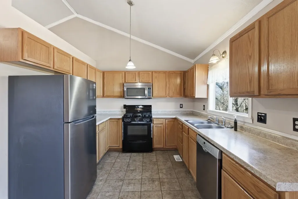 400 W White Tail Street Derby KS 67037