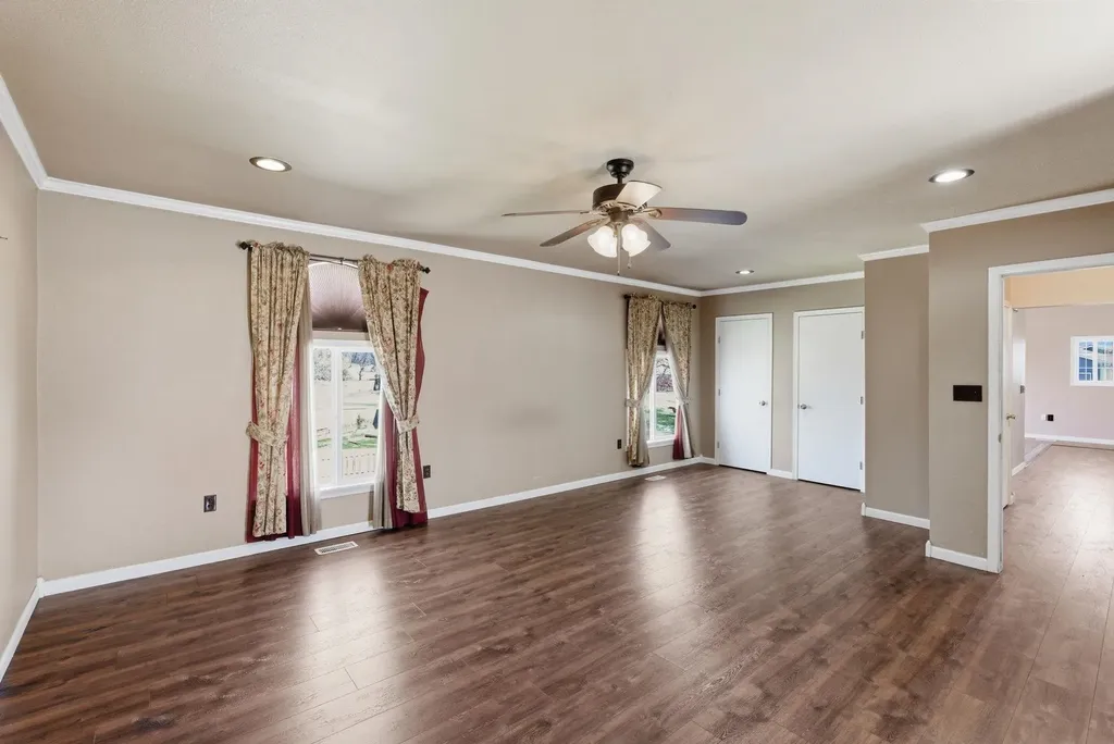 400 W White Tail Street Derby KS 67037
