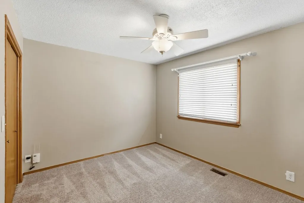 4340 N Eagle Lake Court Bel Aire KS 67220