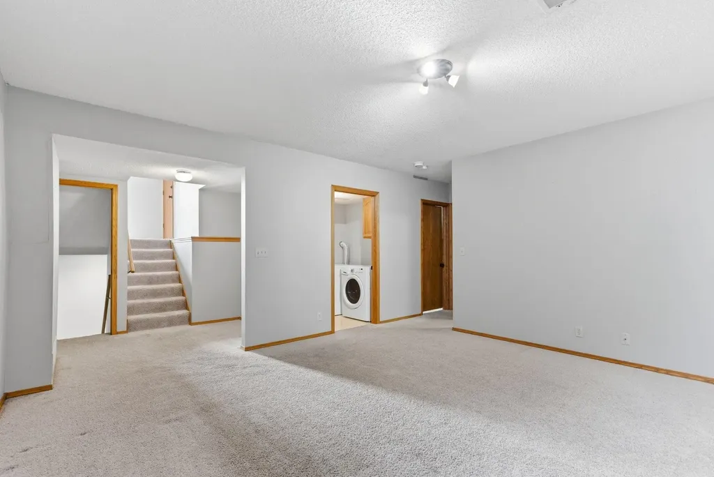 4340 N Eagle Lake Court Bel Aire KS 67220