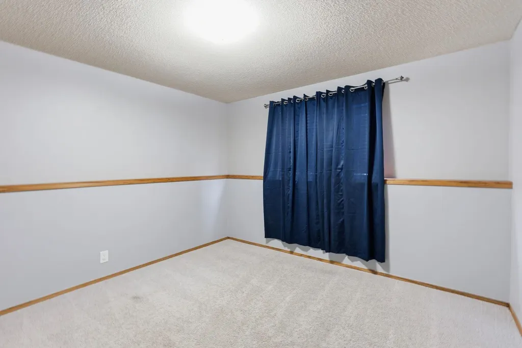 4340 N Eagle Lake Court Bel Aire KS 67220