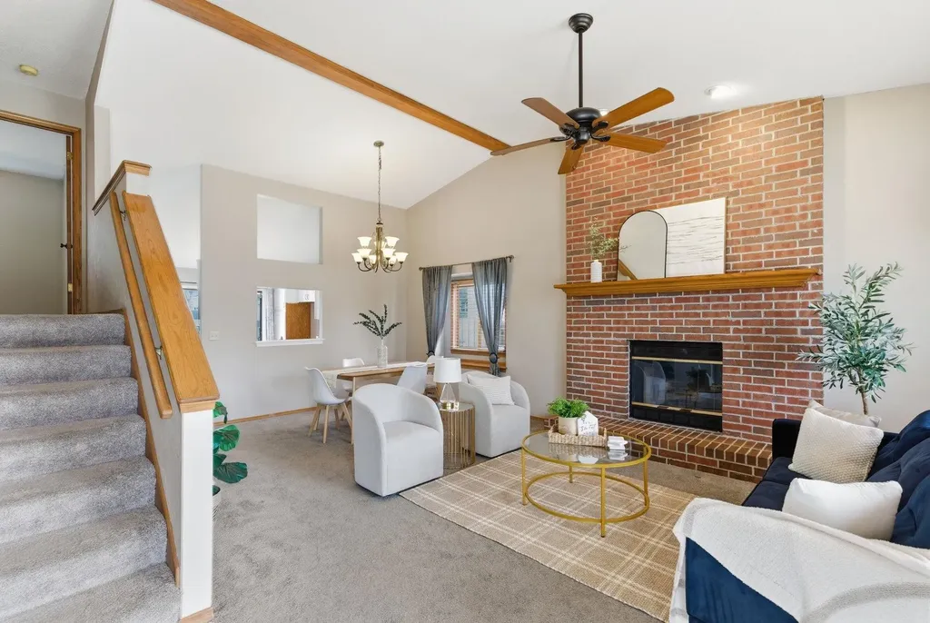4340 N Eagle Lake Court Bel Aire KS 67220