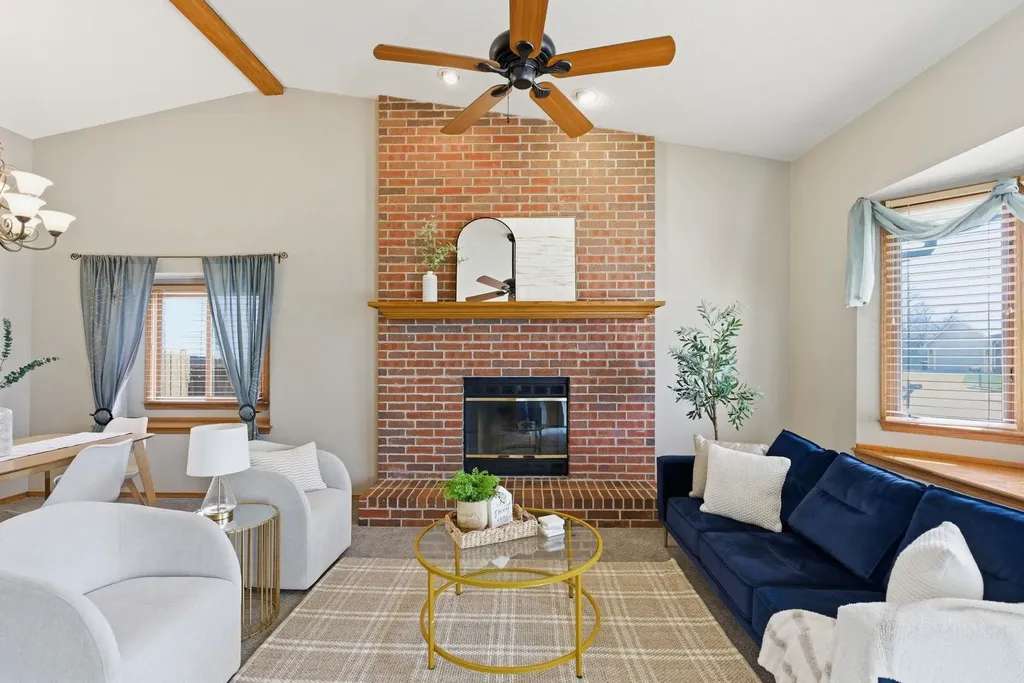 4340 N Eagle Lake Court Bel Aire KS 67220