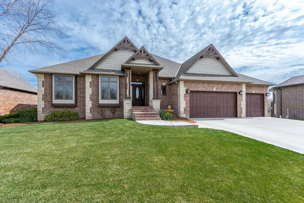 532 N Belle Terre Circle Wichita KS 67230