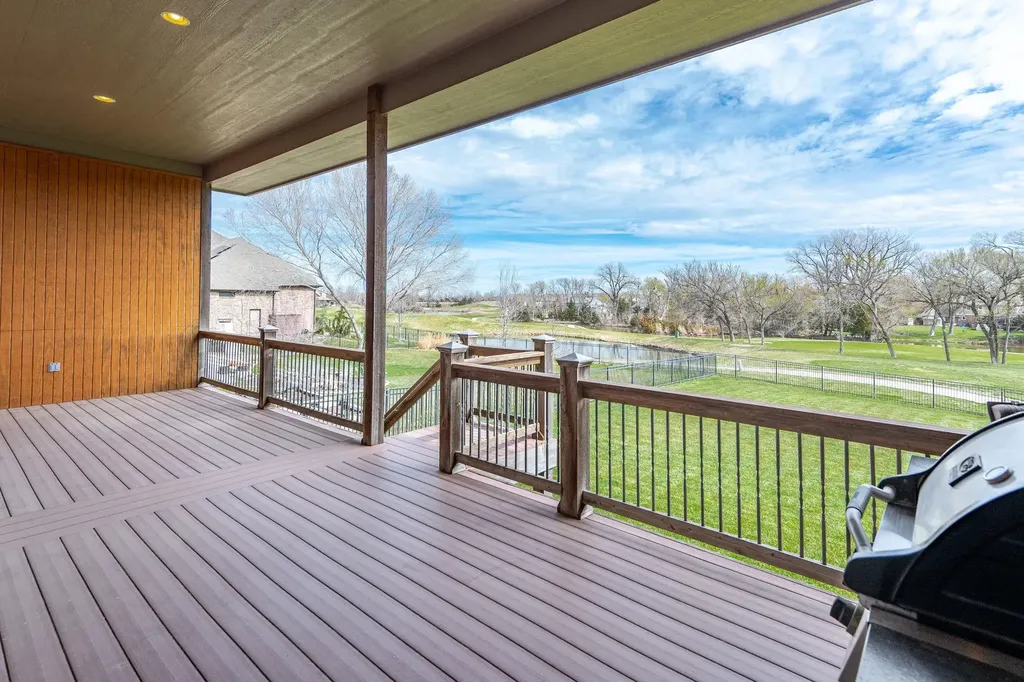 532 N Belle Terre Circle Wichita KS 67230