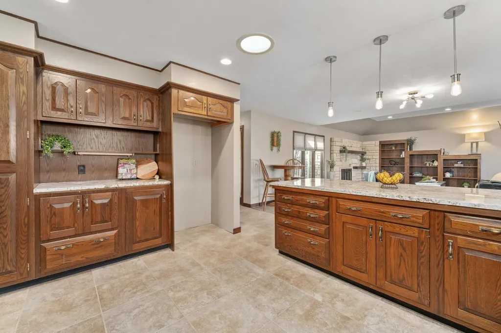 68 E Saint Cloud Place Wichita KS 67230