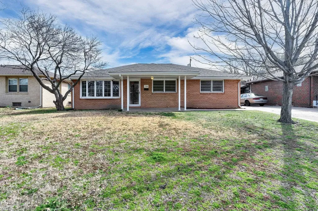 708 S Fabrique Drive Wichita KS 67218
