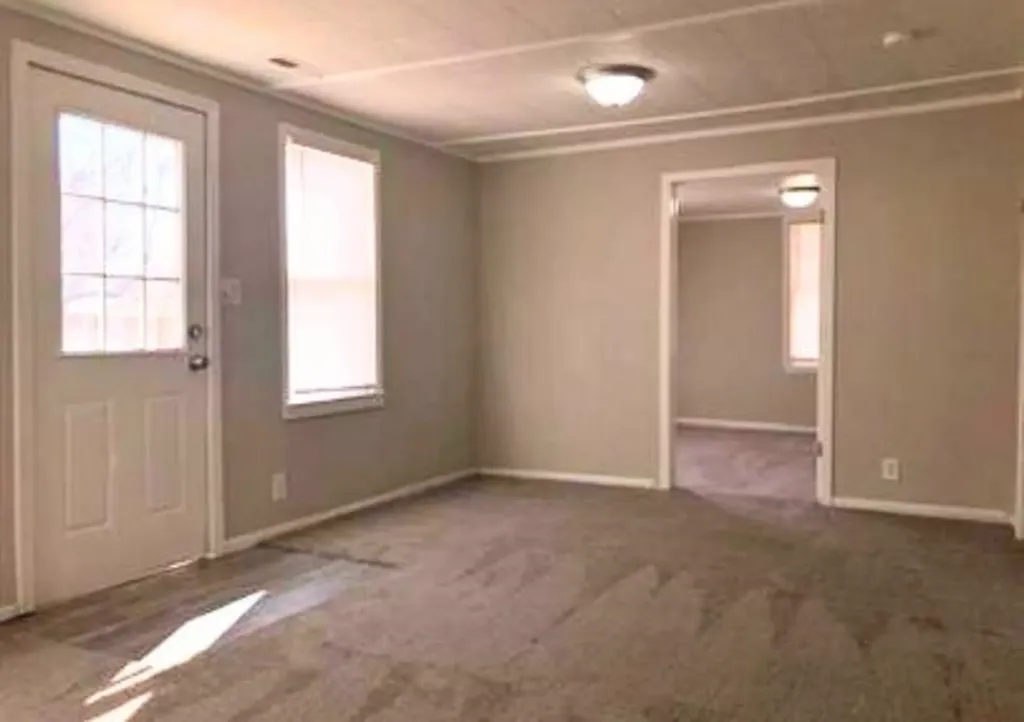 527 S Leonine Road Wichita KS 67213