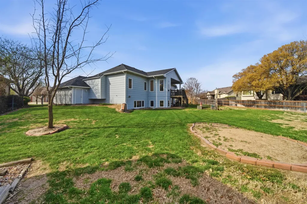 110 N Karren Court Wichita KS 67212-5958
