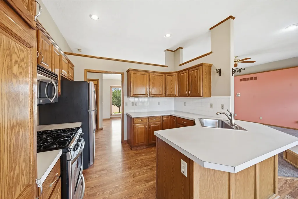 110 N Karren Court Wichita KS 67212-5958