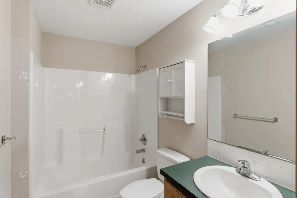 1660 E Kay Street Derby KS 67037