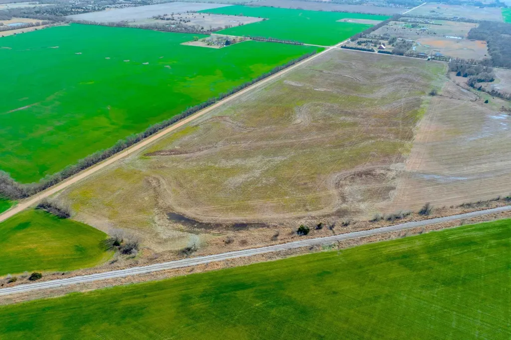Lot 1 S Cottonwood Estates Clearwater KS 67026