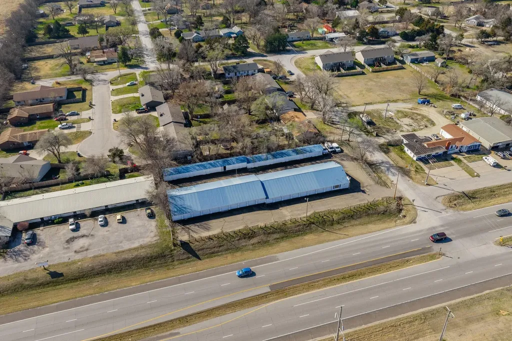 809 W Highway Andover KS 67002