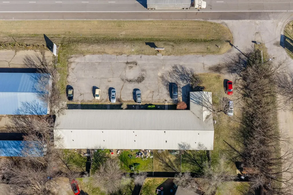 809 W Highway Andover KS 67002