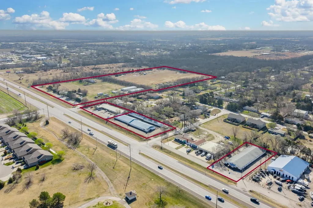 809 W Highway Andover KS 67002