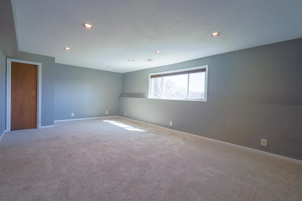 330 S Fairway Circle Andover KS 67002