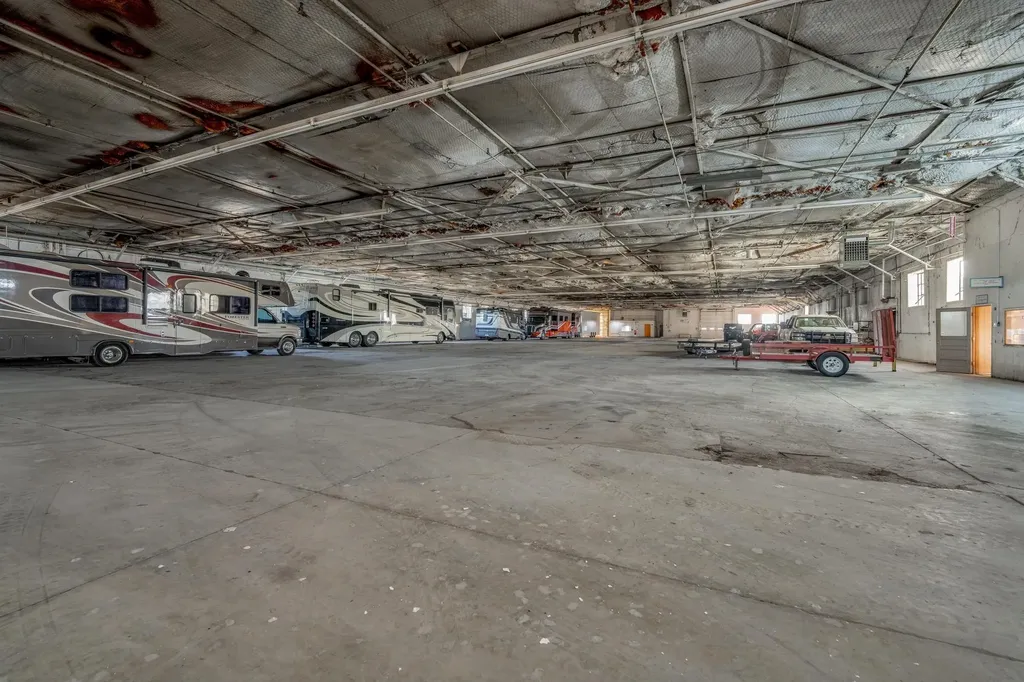 202 E Hillside Wellington KS 67152