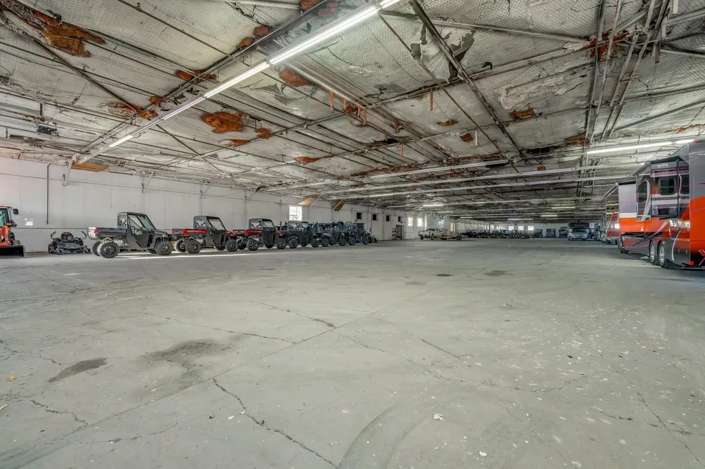 202 E Hillside Wellington KS 67152