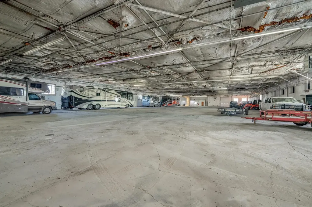 202 E Hillside Wellington KS 67152
