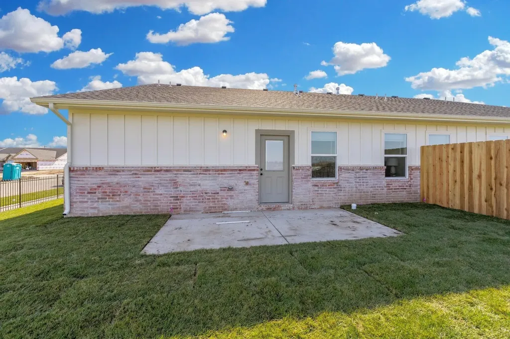 2405 S Taiga Street Goddard KS 67052
