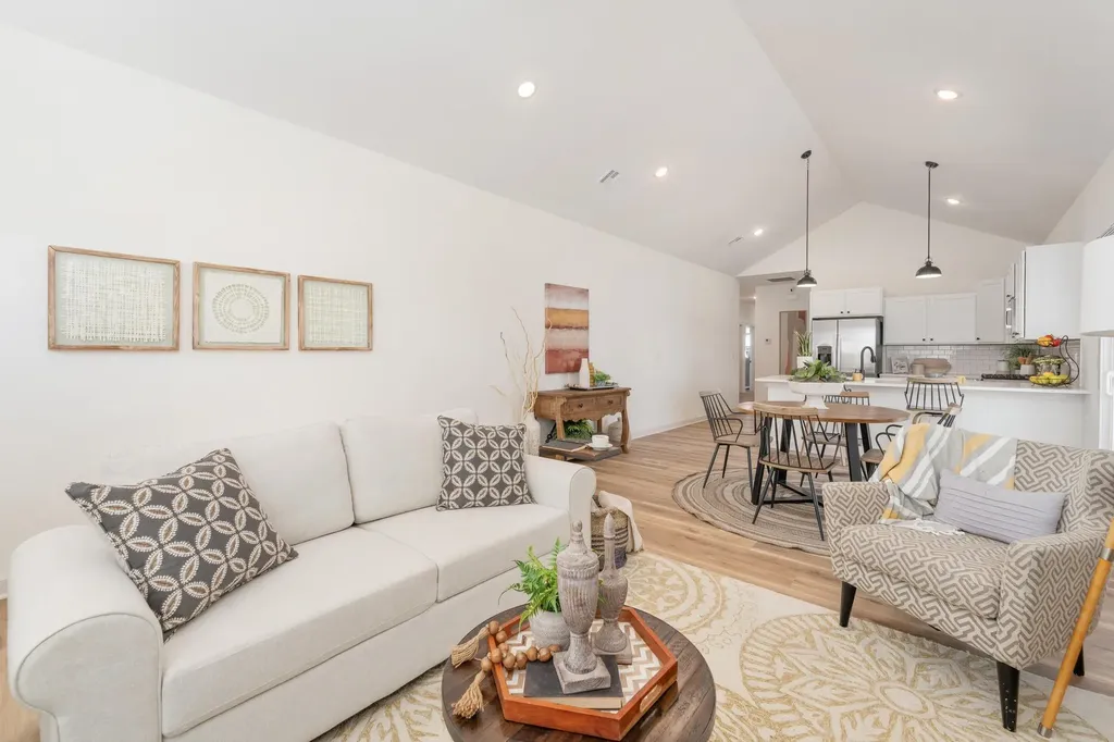 2417 S Taiga Street Goddard KS 67052