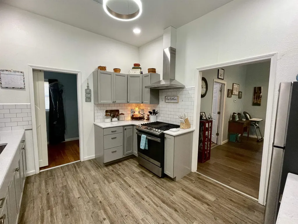1327 N 2nd Arkansas City KS 67005