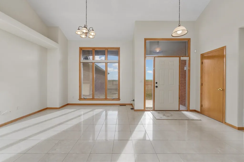 757 S Meridian Road Wellington KS 67152