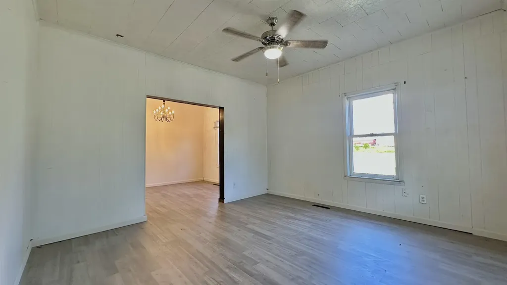 410 E Taylor Avenue Arkansas City KS 67005