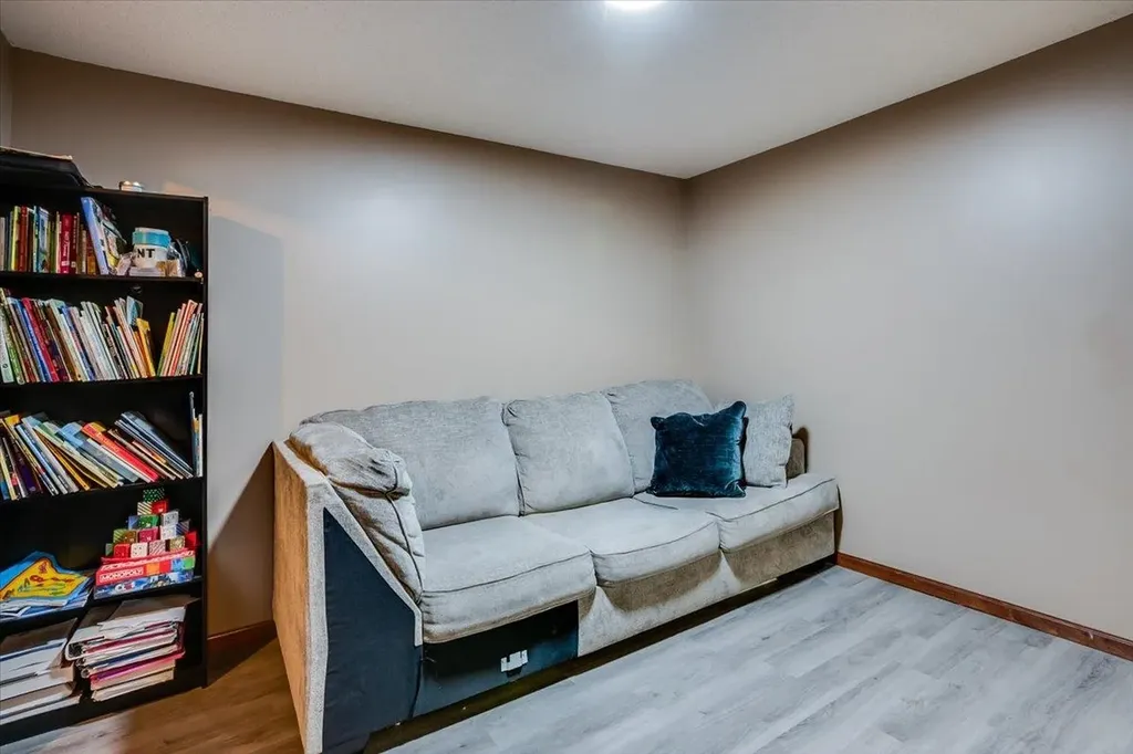 241 S Stoneridge Street Valley Center KS 67147