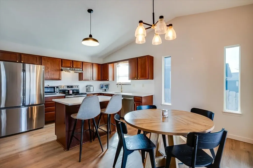 241 S Stoneridge Street Valley Center KS 67147